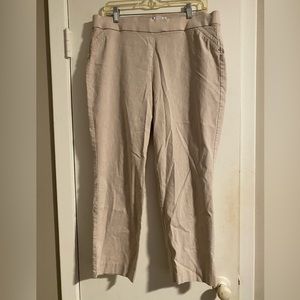 Liz Claiborne April Slim Leg Ankle khaki size 16